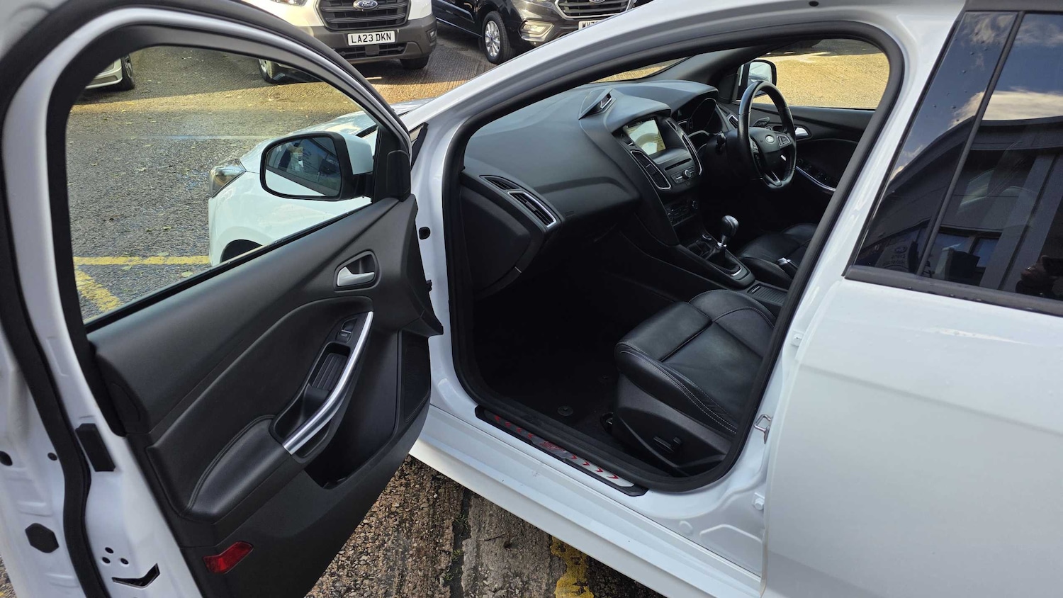 Used Ford Focus 2018 for sale - 76205255: Photo 16