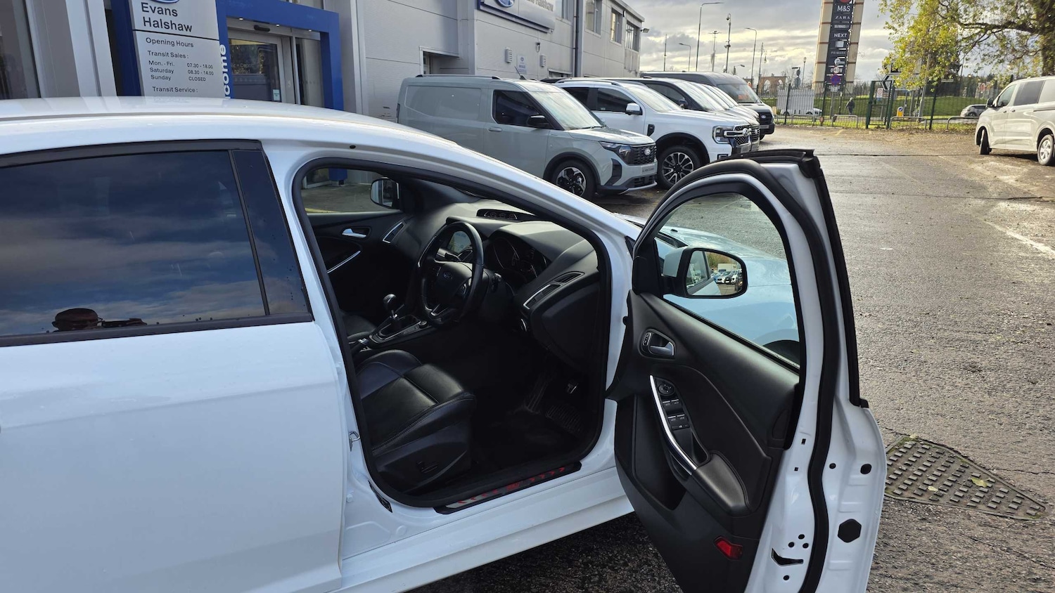 Used Ford Focus 2018 for sale - 76205255: Photo 8