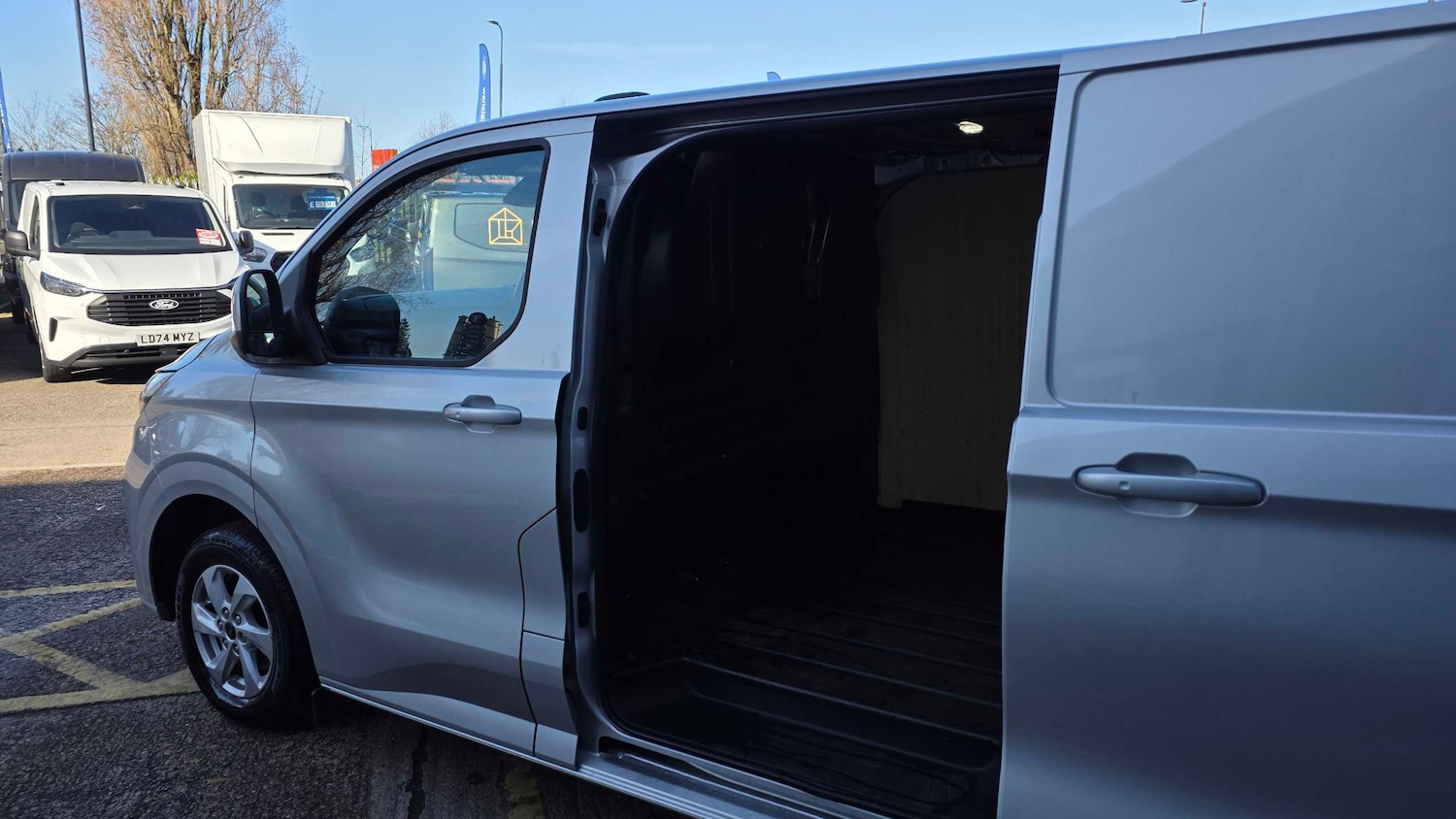 Used Ford Transit Custom 2024 for sale - 77601432: Photo 17