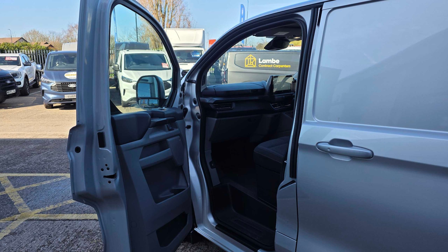 Used Ford Transit Custom 2024 for sale - 77601432: Photo 18