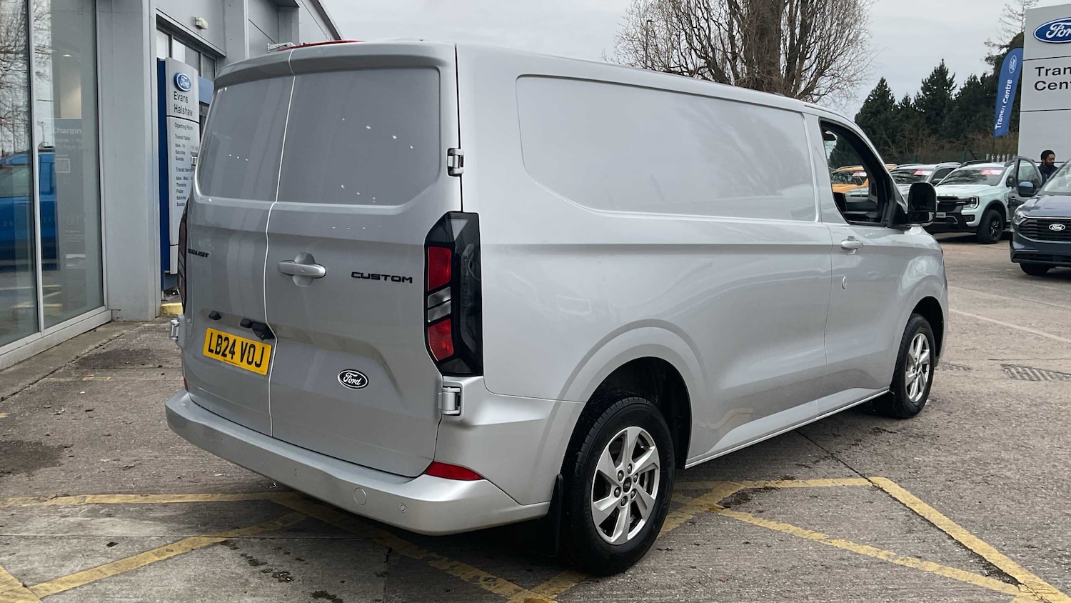 Used Ford Transit Custom 2024 for sale - 77601432: Photo 3