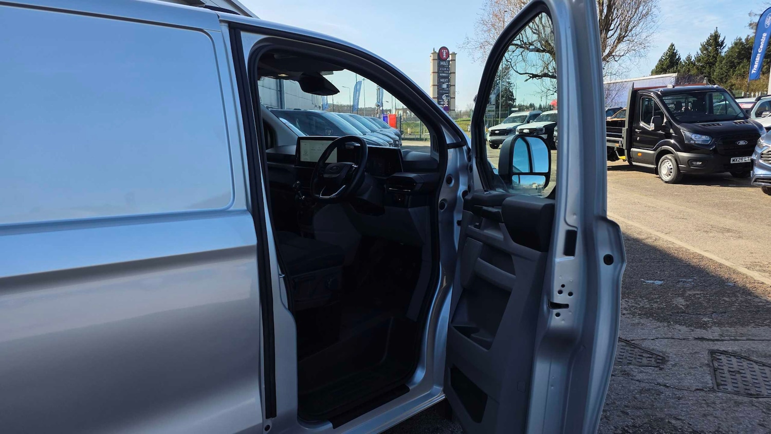 Used Ford Transit Custom 2024 for sale - 77601432: Photo 9