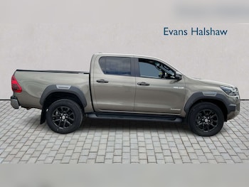 Used Toyota Hilux 2025 for sale - 79319727: Photo