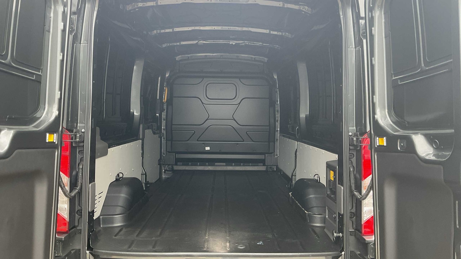 Used Ford E-Transit for sale - 76218347: Photo 30