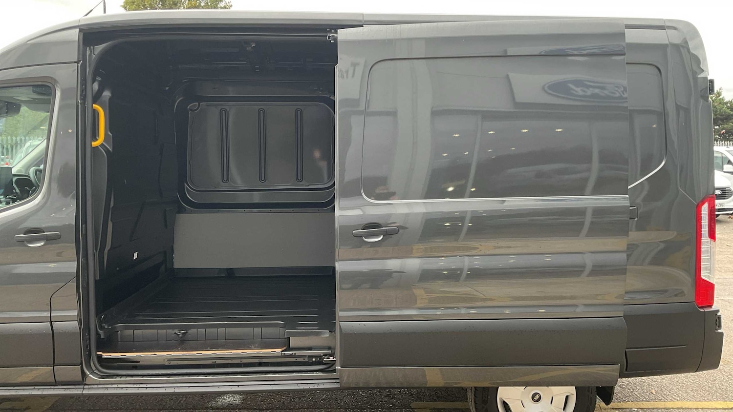 Used Ford E-Transit for sale - 76218347: Photo 35