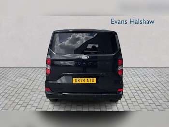 Used Ford Tourneo Custom 2024 for sale - 78278969: Photo