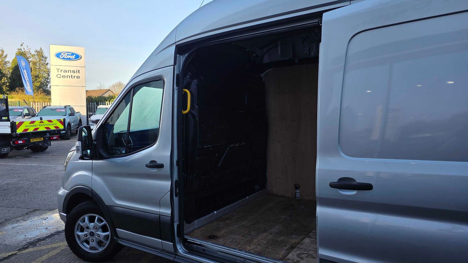 Used Ford Transit 2023 for sale - 77281986: Photo 16