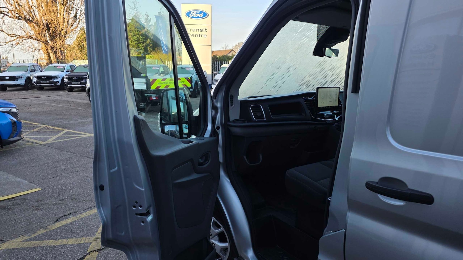 Used Ford Transit 2023 for sale - 77281986: Photo 17