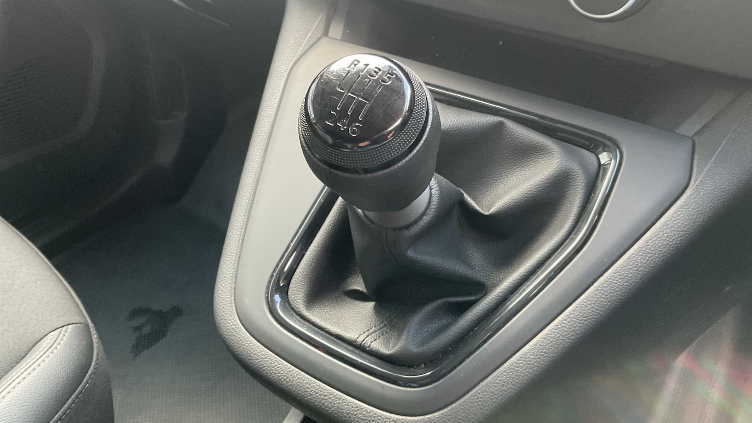 Used Renault Kangoo 2024 for sale - 76125904: Photo 17