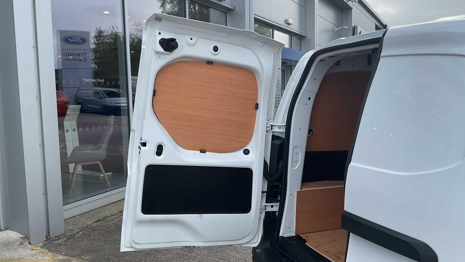 Used Renault Kangoo 2024 for sale - 76125904: Photo 25