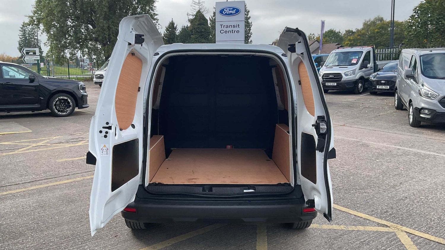 Used Renault Kangoo 2024 for sale - 76125904: Photo 27