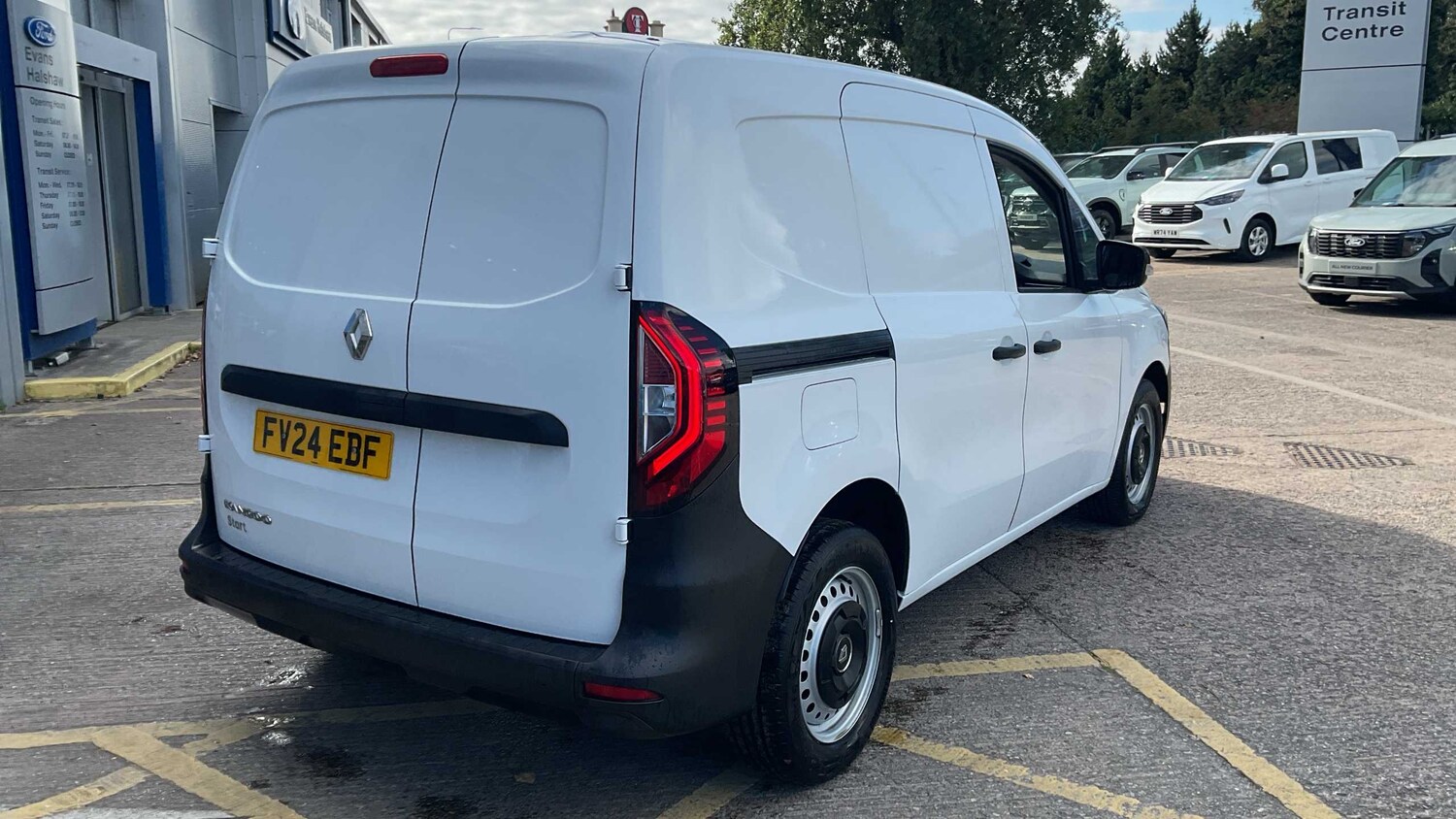 Used Renault Kangoo 2024 for sale - 76125904: Photo 3