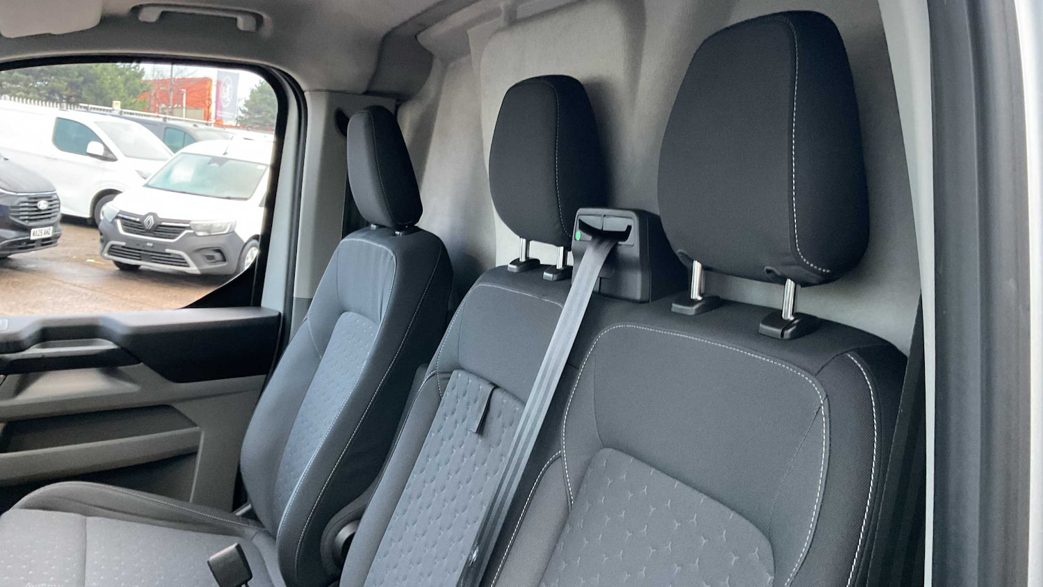 Used Ford Transit Custom 2024 for sale - 76774237: Photo 20