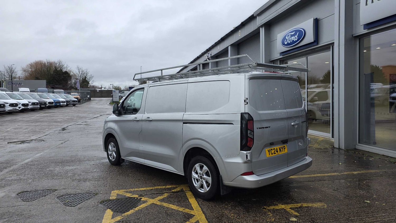 Used Ford Transit Custom 2024 for sale - 76774237: Photo 4