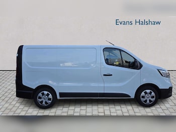 Used Renault Trafic 2022 for sale - 77741012: Photo