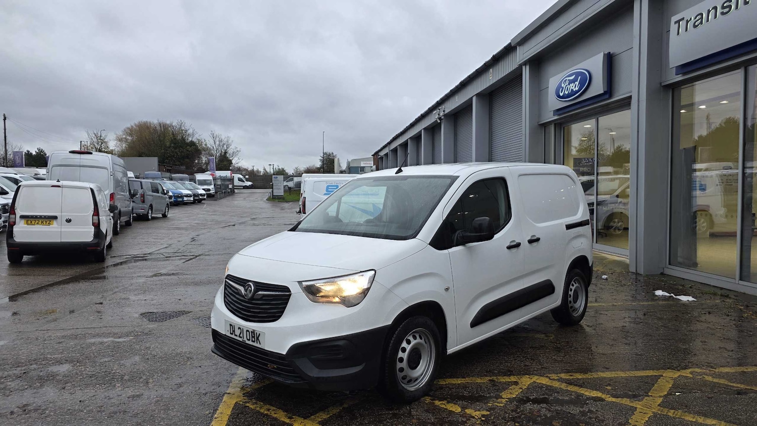 Used Vauxhall Combo 2021 for sale - 76587670: Photo 3