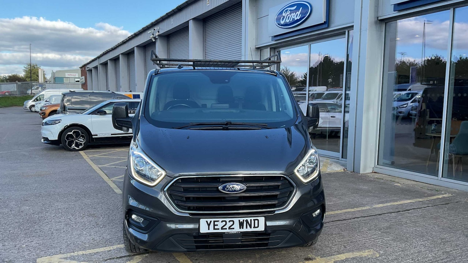 Used Ford Transit Custom 2022 for sale - 76045043: Photo 2