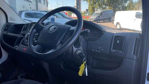 Used Vauxhall Movano 2023 for sale - 76088019: Photo 6