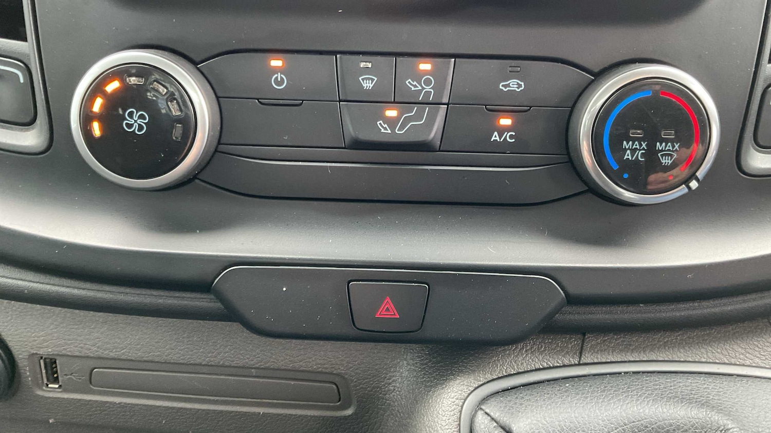 Used Ford Transit 2023 for sale - 77000172: Photo 12