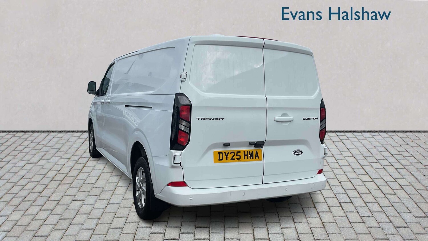 Used Ford Transit Custom for sale - 77661116: Photo 4