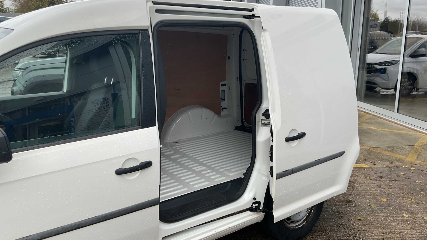 Used Volkswagen Caddy 2020 for sale - 76034611: Photo 32