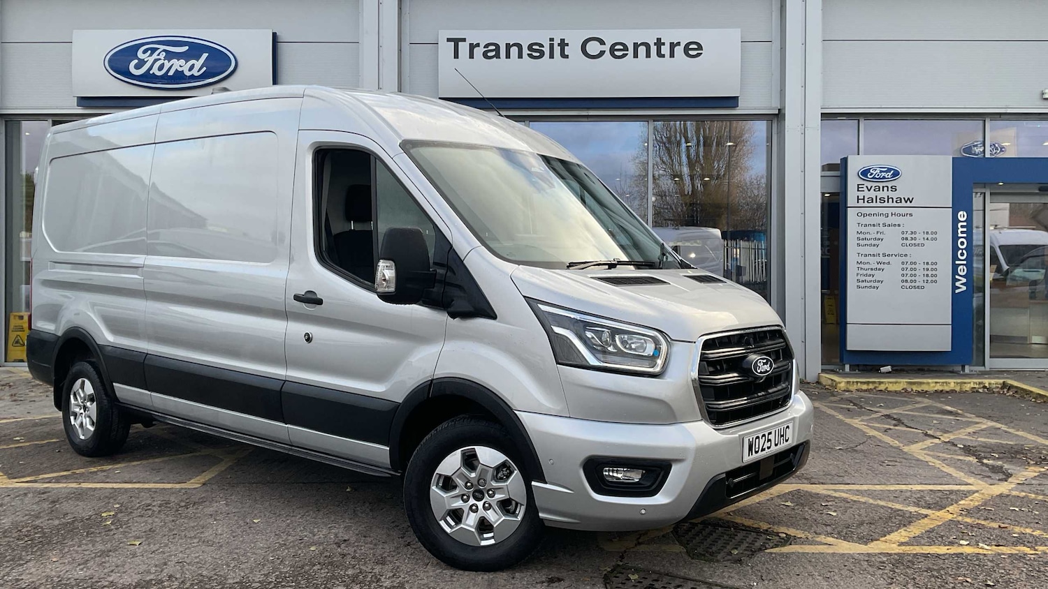Used Ford Transit 2025 for sale - 76745943: Photo 1