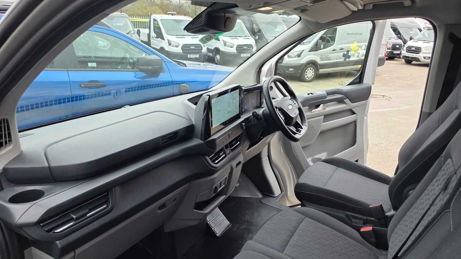 Used Ford Transit Custom 2024 for sale - 77514338: Photo 18