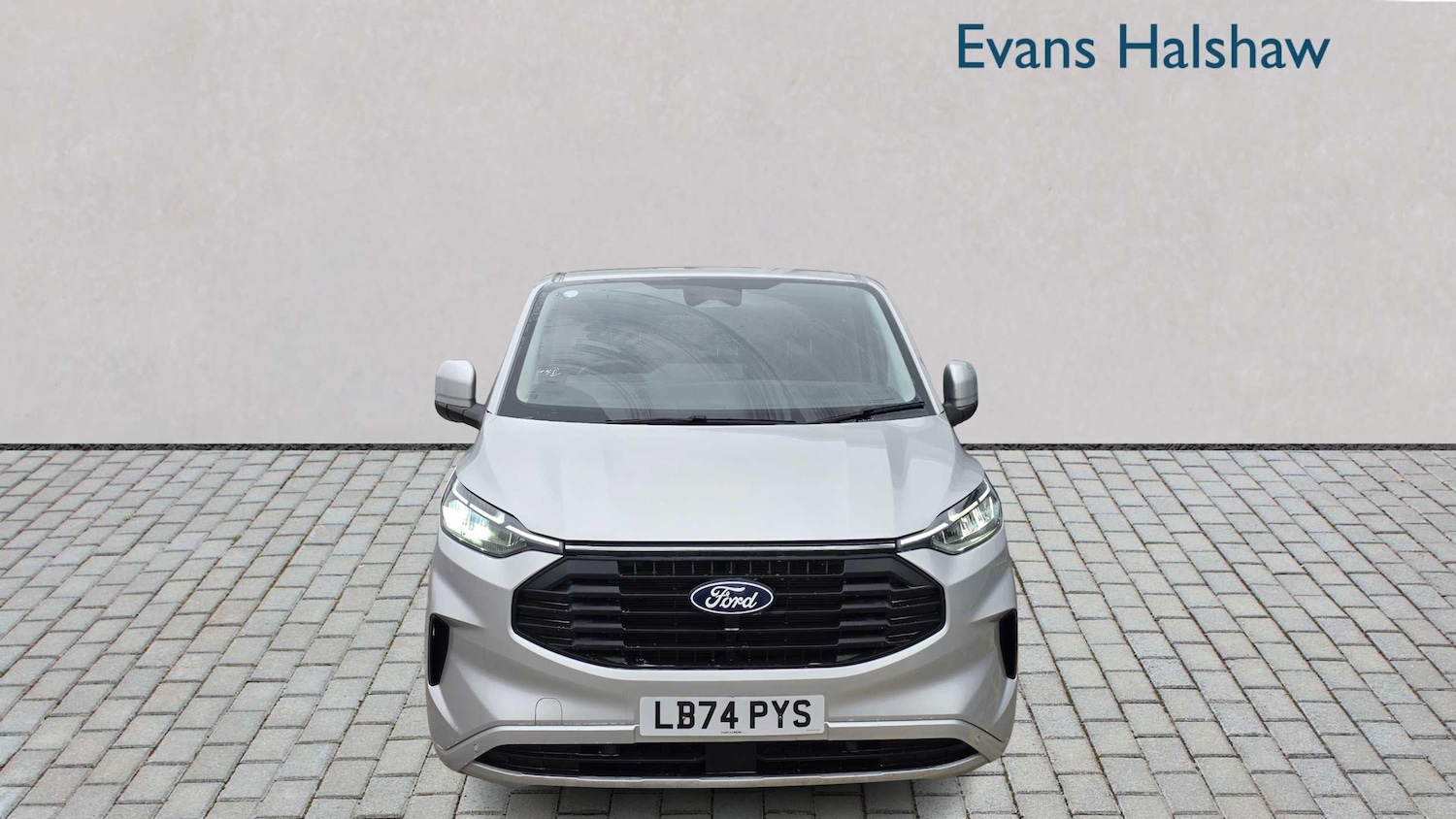 Used Ford Transit Custom 2024 for sale - 77514338: Photo 2