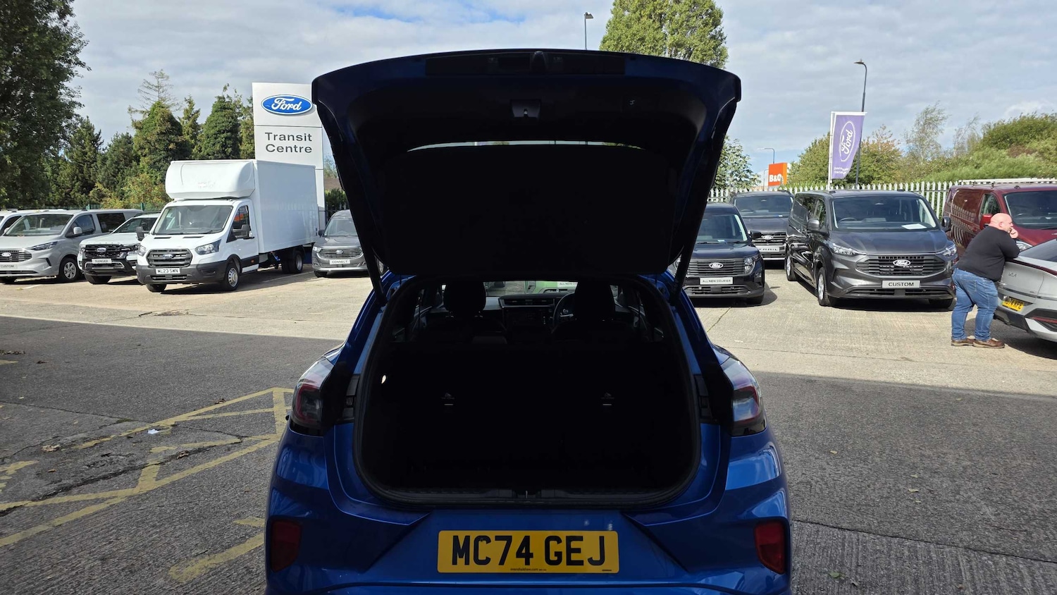 Vehicle 28
