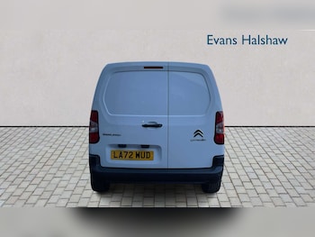 Used Citroen Berlingo 2023 for sale - 79172621: Photo