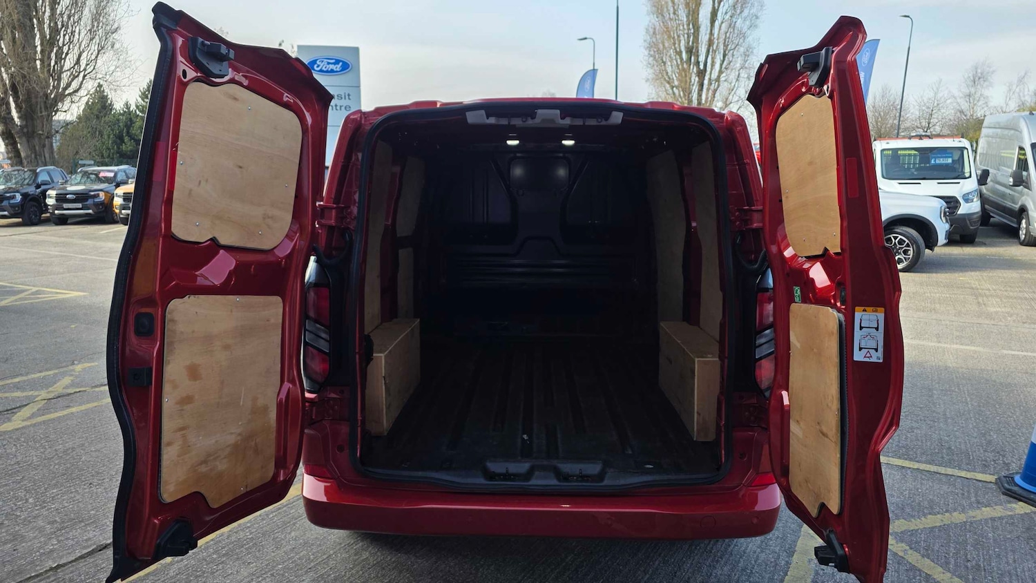 Used Ford Transit Custom 2024 for sale - 77686601: Photo 15