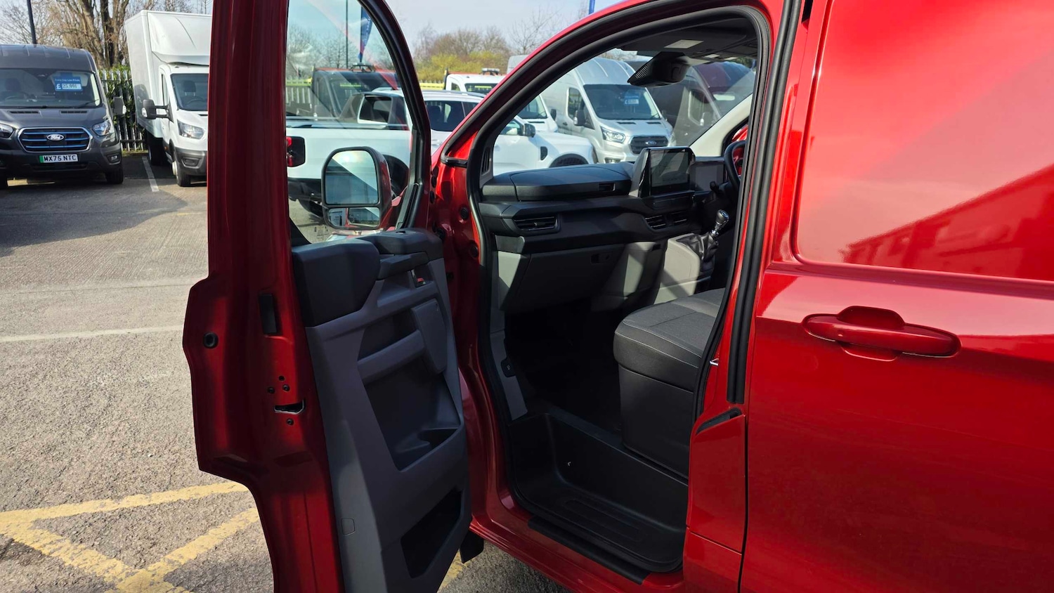 Used Ford Transit Custom 2024 for sale - 77686601: Photo 18