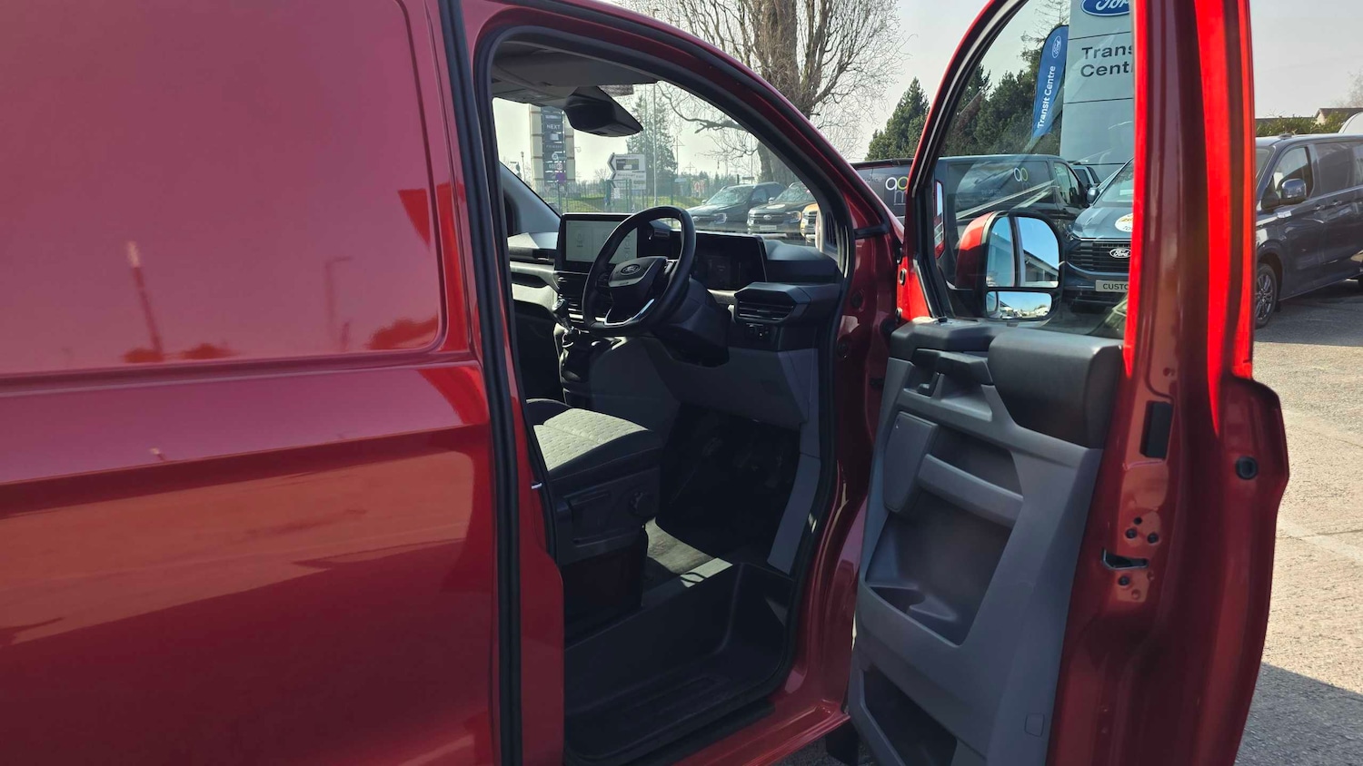 Used Ford Transit Custom 2024 for sale - 77686601: Photo 8