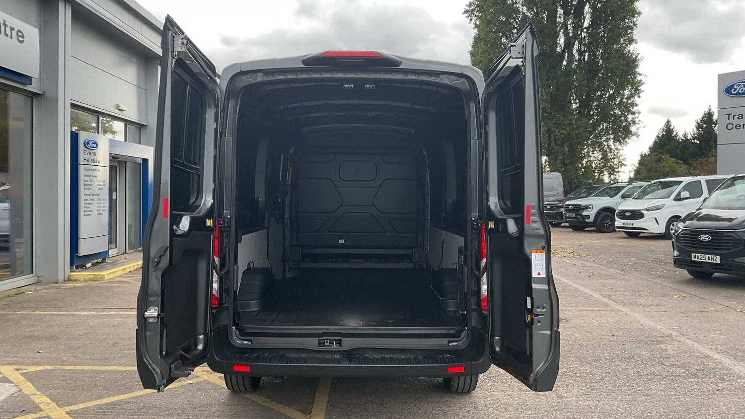 Used Ford E-Transit for sale - 76928948: Photo 29