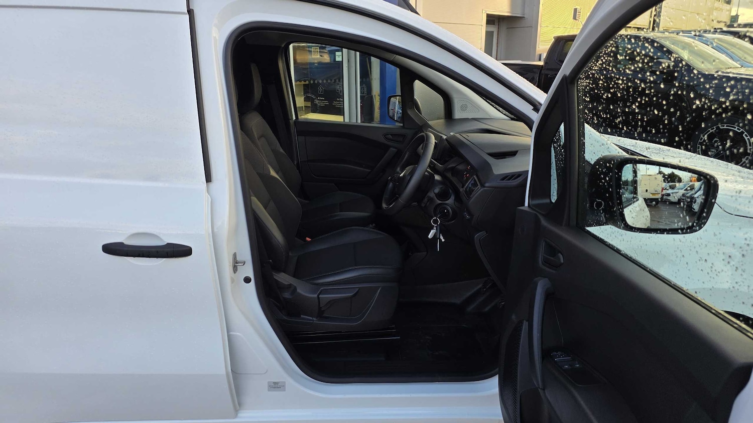 Used Renault Kangoo 2024 for sale - 76141641: Photo 11