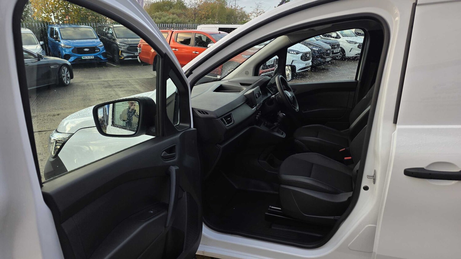 Used Renault Kangoo 2024 for sale - 76141641: Photo 33