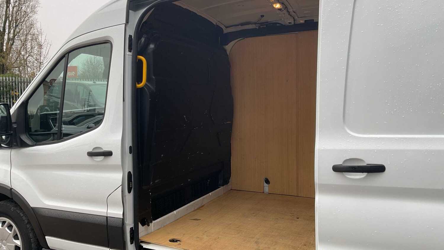 Used Ford Transit 2023 for sale - 76576100: Photo 19