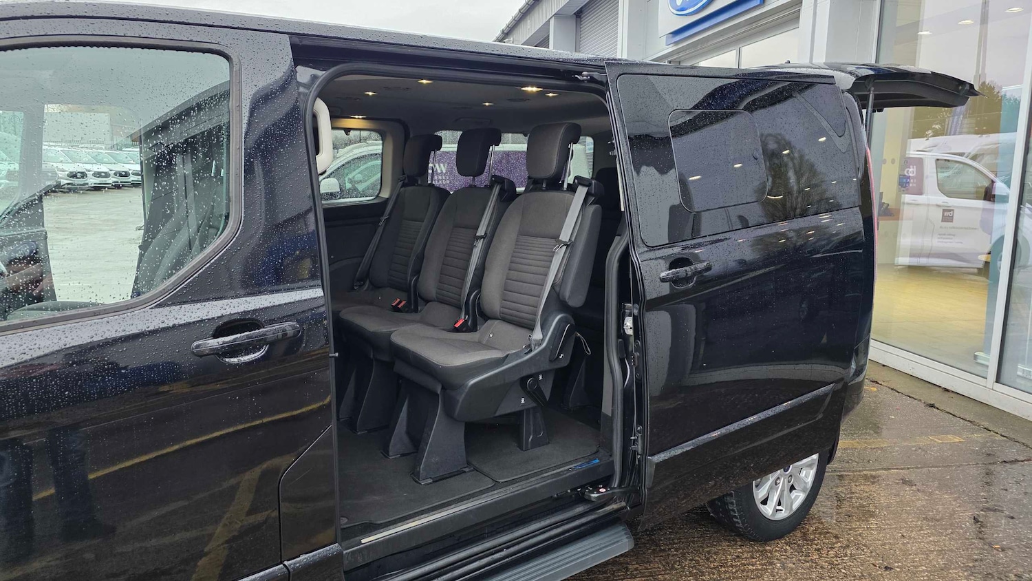 Used Ford Tourneo Custom 2021 for sale - 77373888: Photo 16