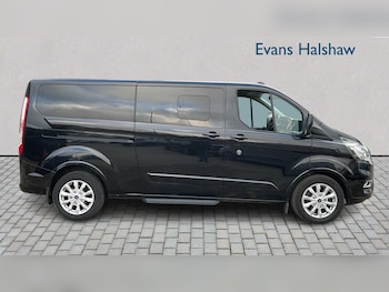 Used Ford Tourneo Custom 2021 for sale - 77373888: Photo