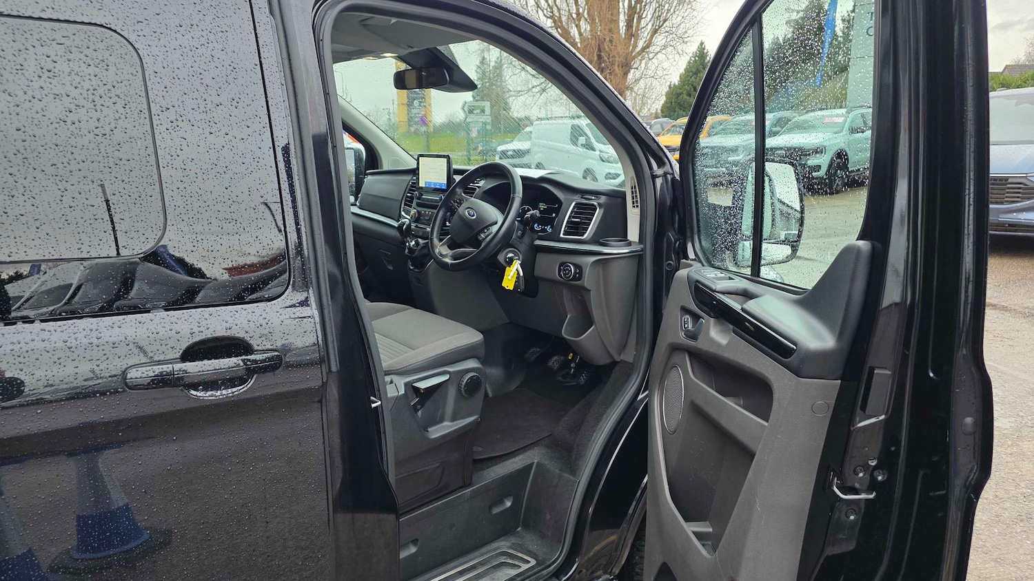 Used Ford Tourneo Custom 2021 for sale - 77373888: Photo 8