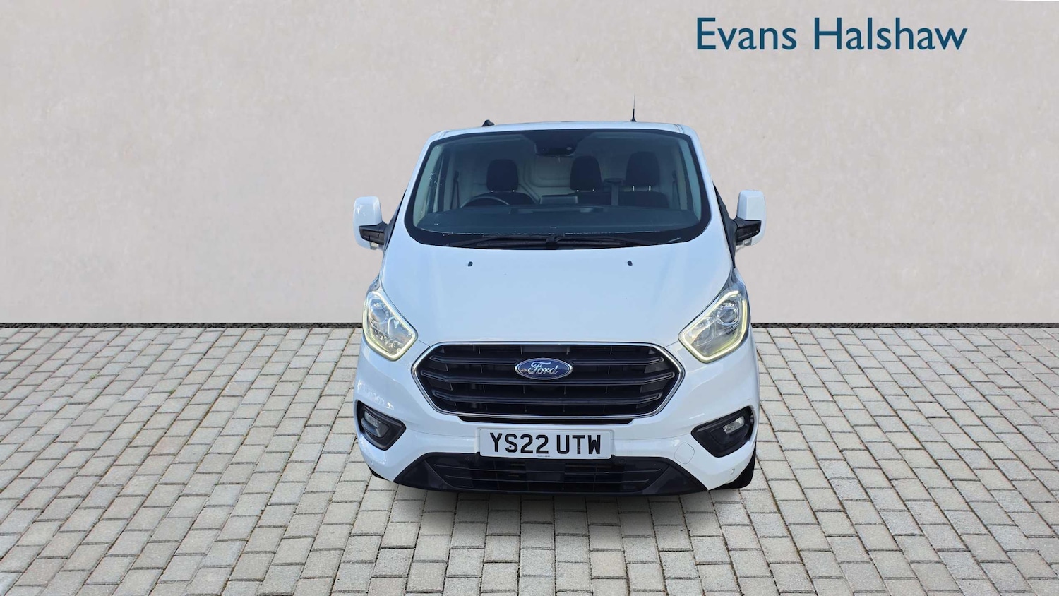 Used Ford Transit Custom 2022 for sale - 77134993: Photo 2