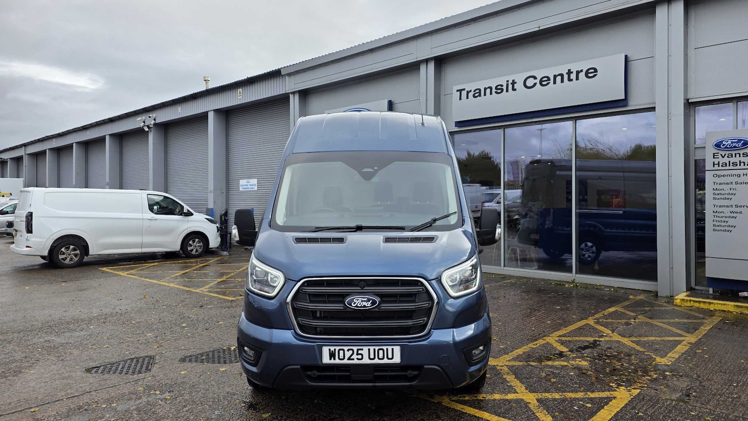 Used Ford Transit 2025 for sale - 76475829: Photo 2