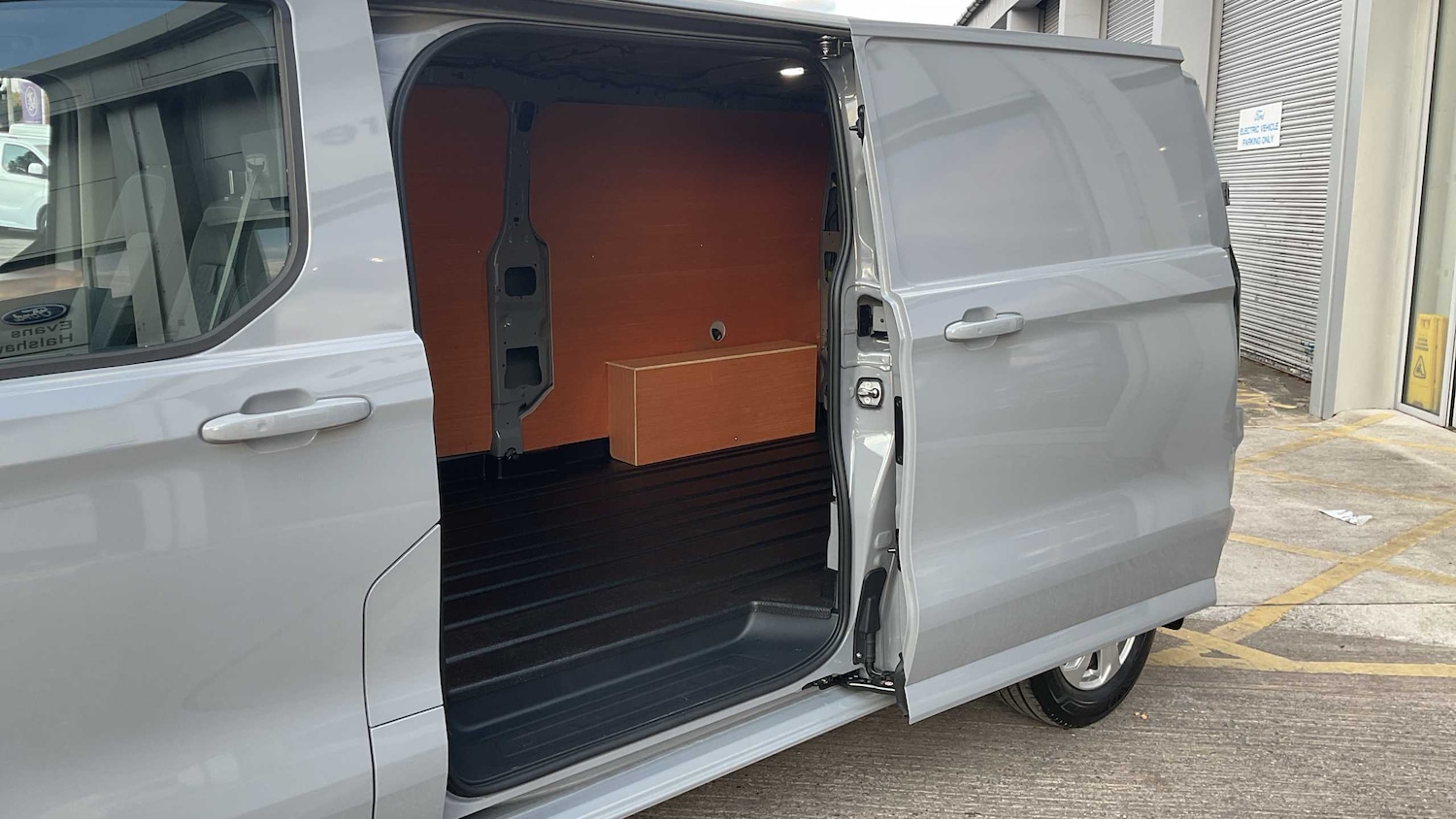 Used Ford Transit Custom 2025 for sale - 76141644: Photo 33