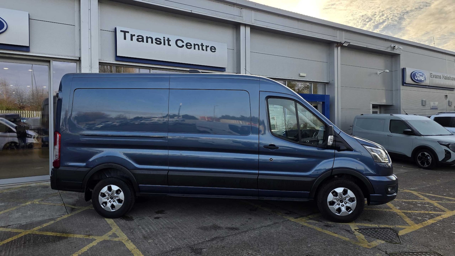 Used Ford Transit 2025 for sale - 76718115: Photo 4