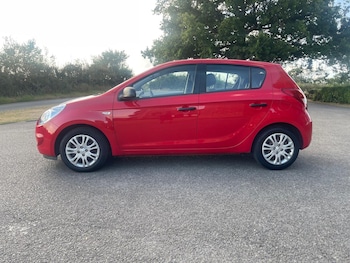 Used Hyundai i20 2011 for sale - 79386446: Photo