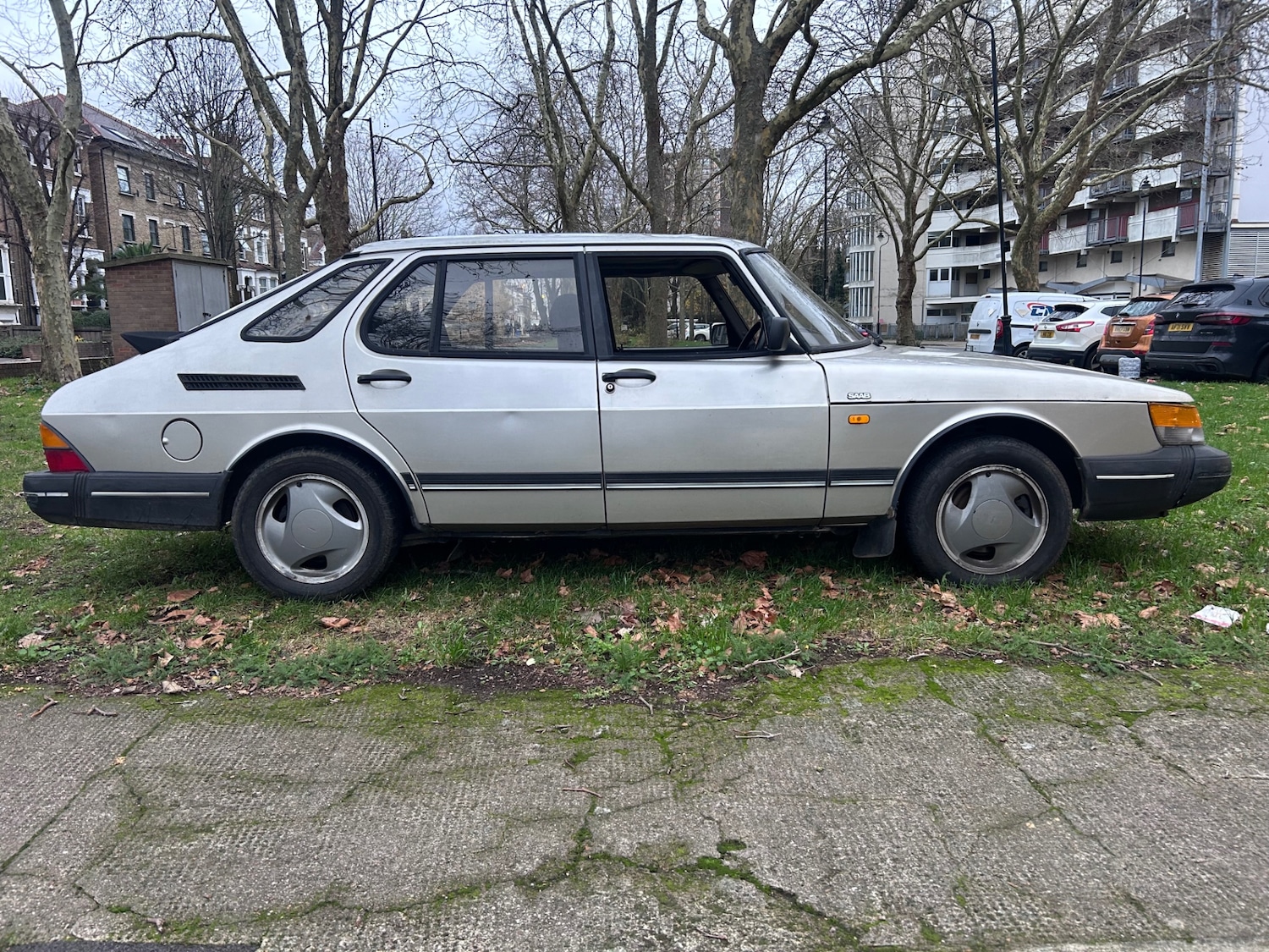 Used Saab 900 1991 for sale - 76925868: Photo 2