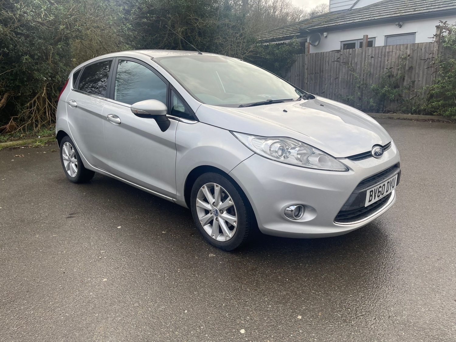 Used Ford Fiesta 2010 for sale - 77622181: Photo 2
