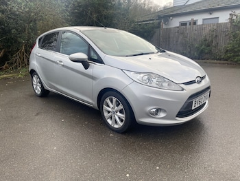 Used Ford Fiesta 2010 for sale - 77622181: Photo