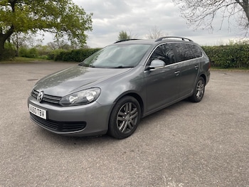 Used Volkswagen Golf 2010 for sale - 78219551: Photo