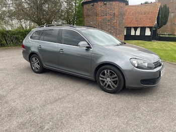 Used Volkswagen Golf 2010 for sale - 78219551: Photo